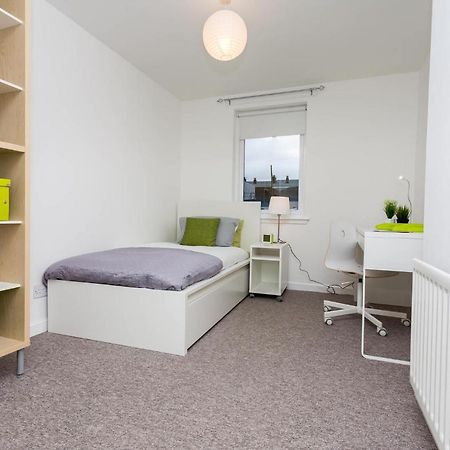 Trendy Rooms & Apartments, Aberdeen - Sk アバディーン エクステリア 写真