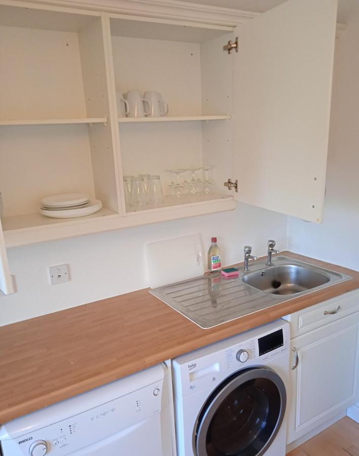 Trendy Rooms & Apartments, Aberdeen - Sk アバディーン エクステリア 写真